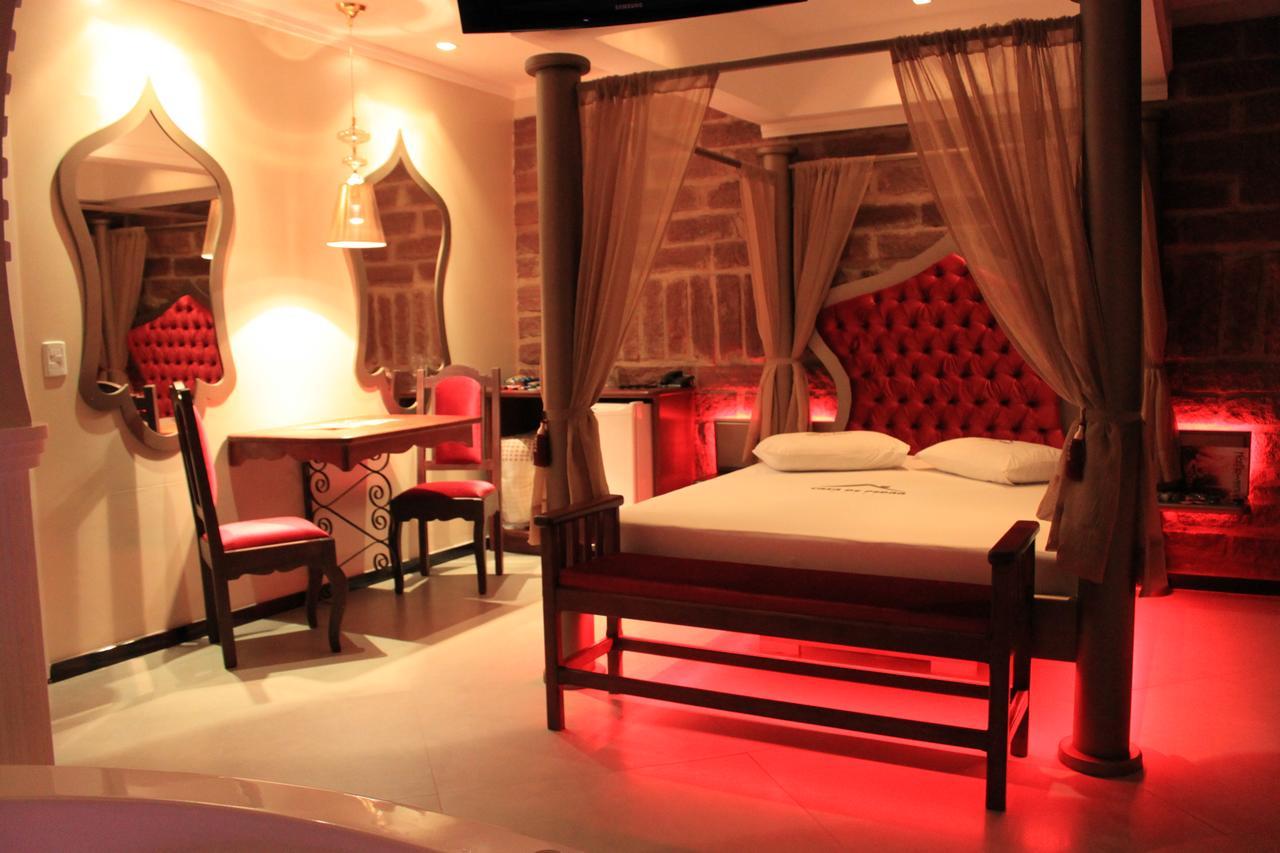 Motel Casa De Pedra Caràzinho Eksteriør bilde
