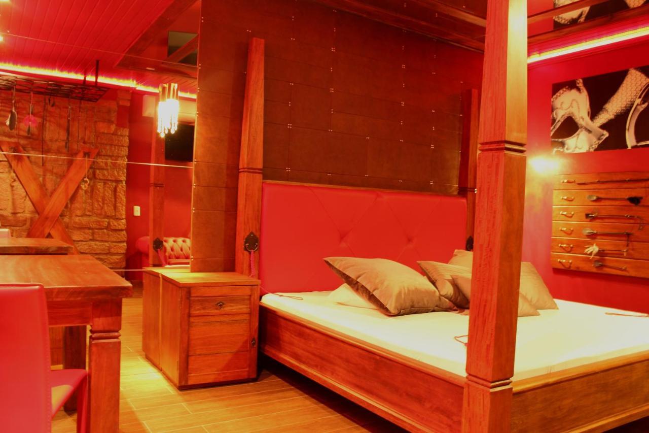 Motel Casa De Pedra Caràzinho Eksteriør bilde