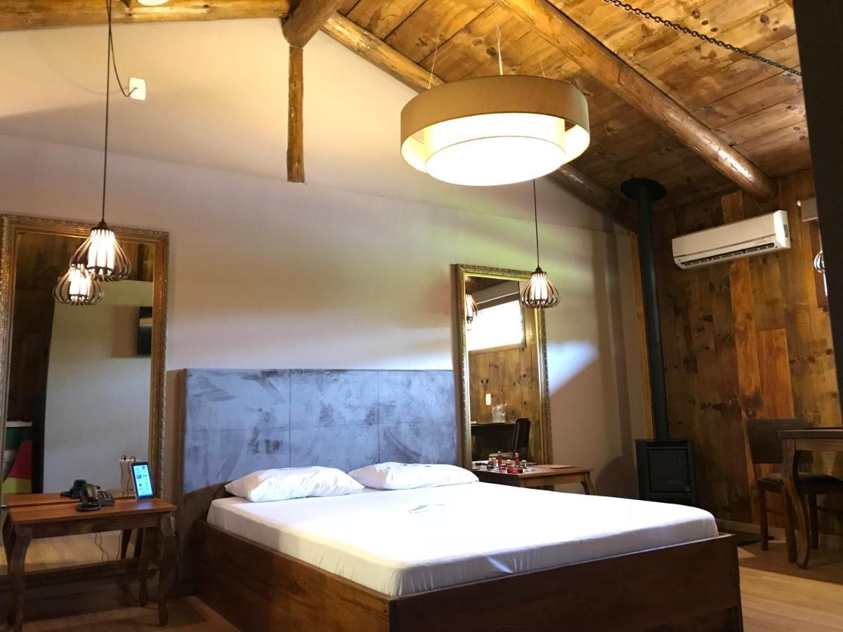 Motel Casa De Pedra Caràzinho Eksteriør bilde